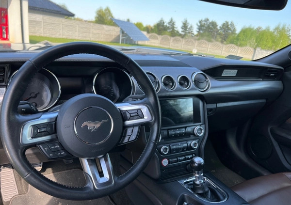 Ford Mustang cena 125000 przebieg: 53000, rok produkcji 2017 z Myszków małe 37